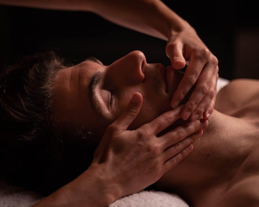 Man treatment Brach Paris